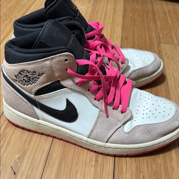 Nike Sneakers with Black and Pink Accents - Picture 2 of 5